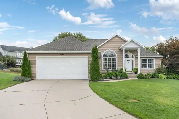 4466 Lytham Drive, Hudsonville, MI 49426