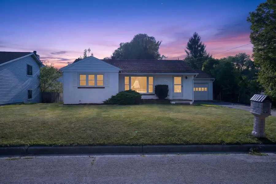 2208 1st Street, Jackson, MI 49203 - #2