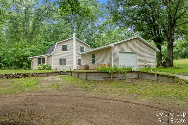 1585 Clinton Lane, White Cloud, MI 49349