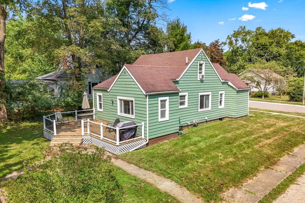 98 Westwood Street, Hillsdale, MI 49242 - #1