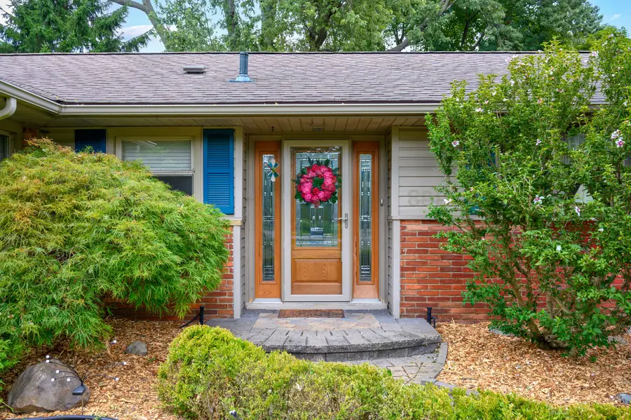 899 Fox Run, Bloomfield Hills, MI 48304 - #2