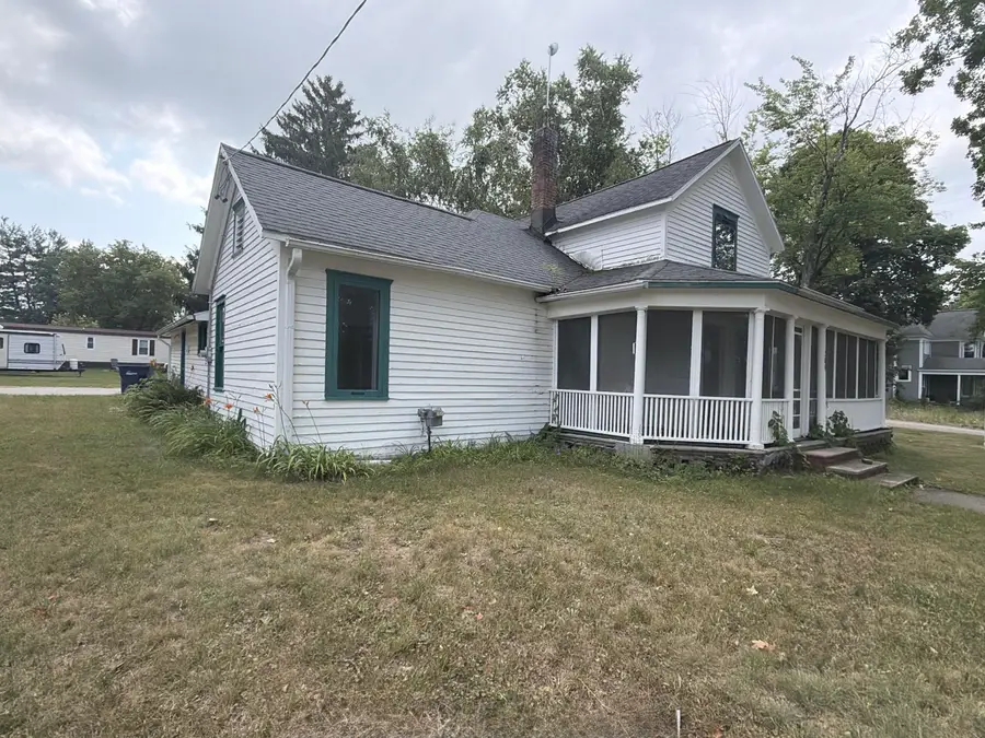 306 N Carland Street, Marion, MI 49665 - #2
