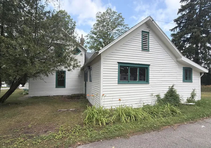 306 N Carland Street, Marion, MI 49665 - #3