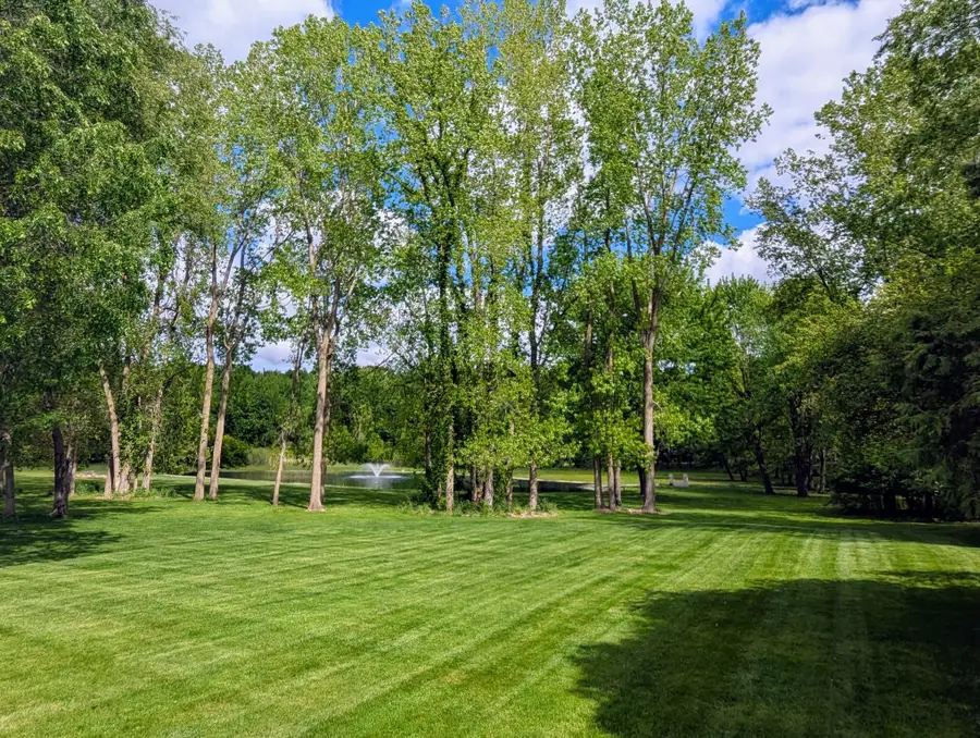 2205 Lake Wood Drive, Jackson, MI 49203 - #2