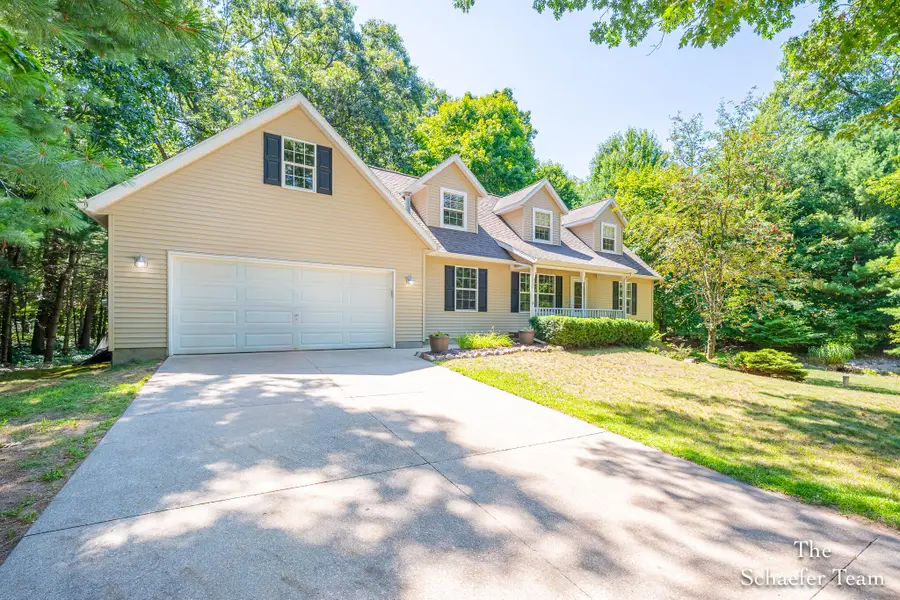 10895 Forest Valley Drive, Greenville, MI 48838 - #2