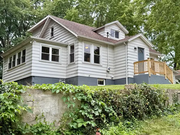 2846 Oak Street, Stevensville, MI 49127