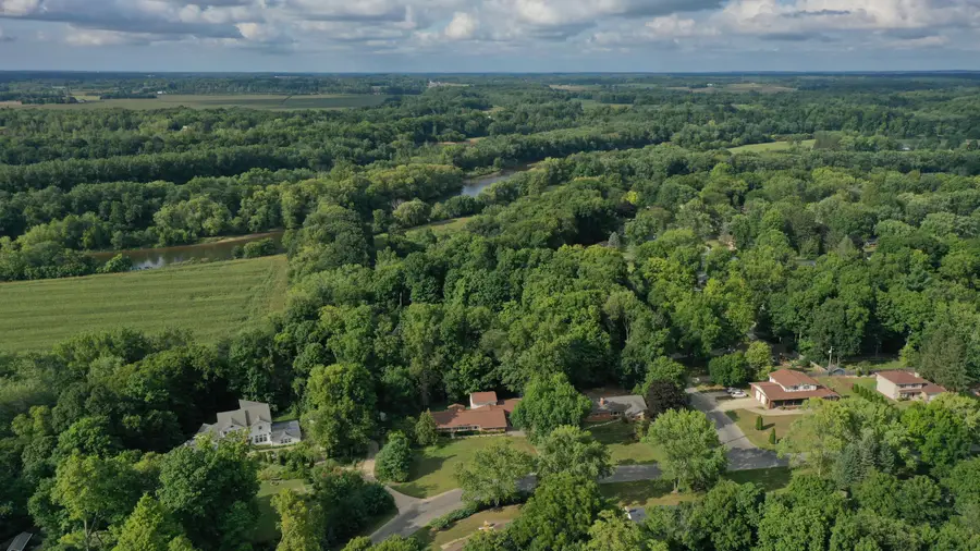 8486 S Hillcrest Drive, Berrien Springs, MI 49103 - #3