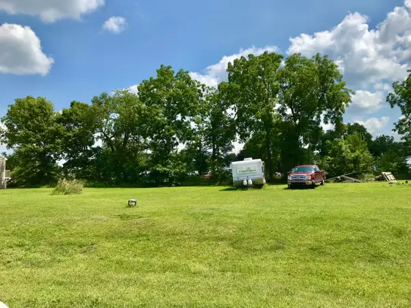 106 Mackenzie Street, White Pigeon, MI 49099