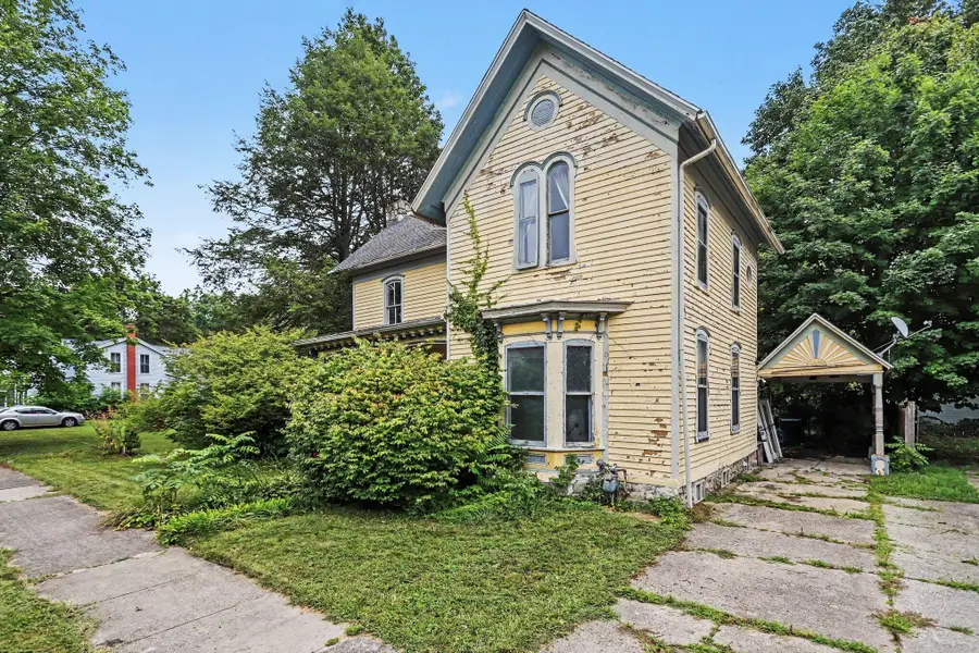 315 East Street, Three Rivers, MI 49093 - #2