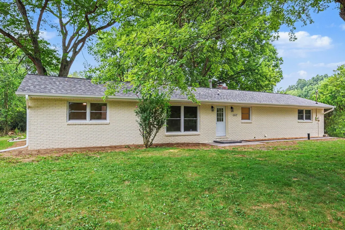 6627 S Jackson Road, Jackson, MI 49201 - #1