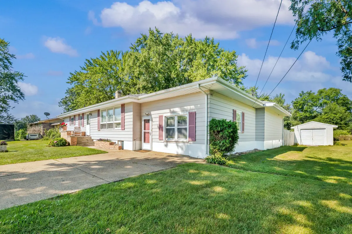 1864 Greenly Avenue, Benton Harbor, MI 49022 - #1
