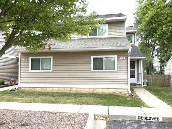 2118 Stone School Circle, Ann Arbor, MI 48108