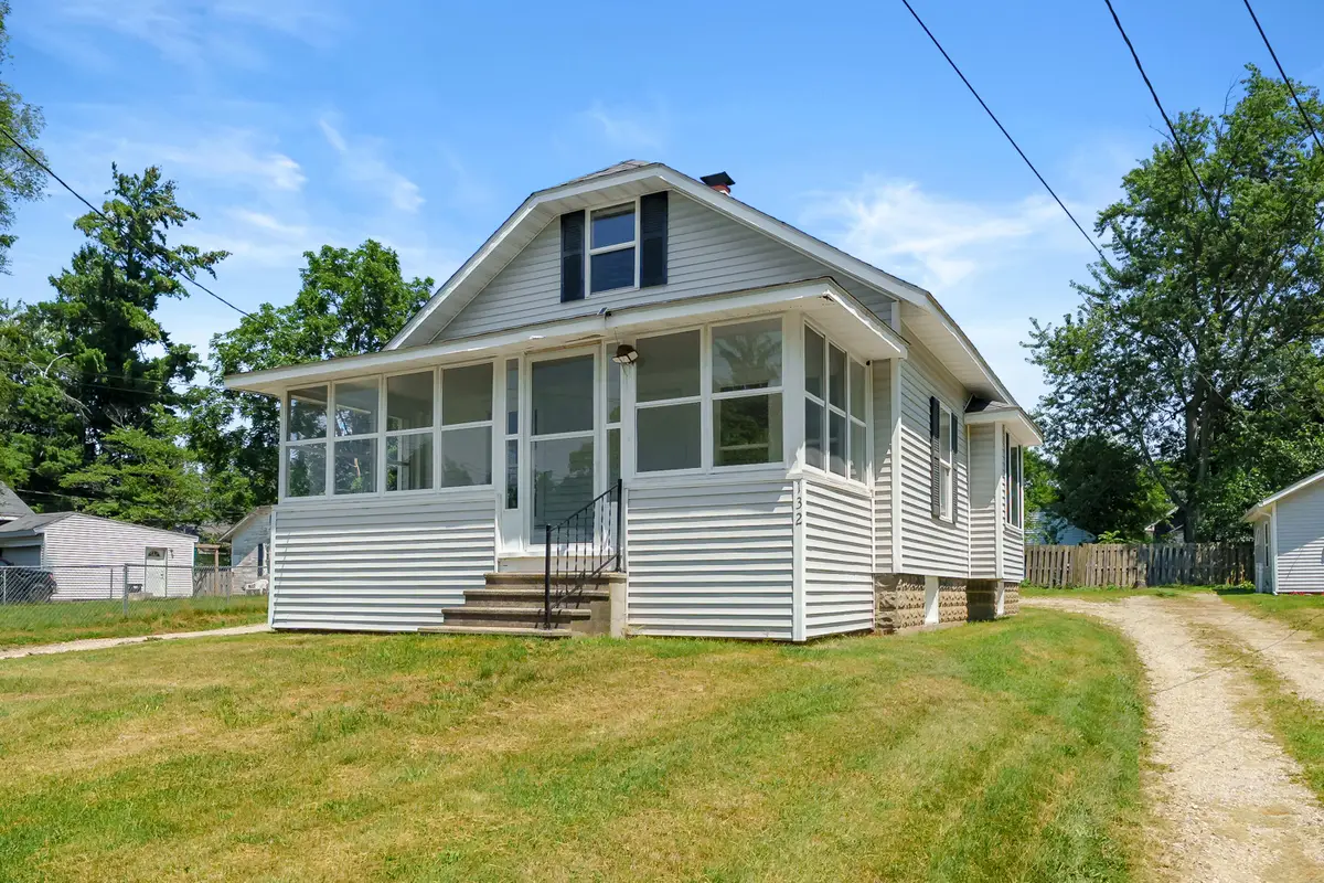 132 Gilkison Avenue, Kalamazoo, MI 49006 - #1