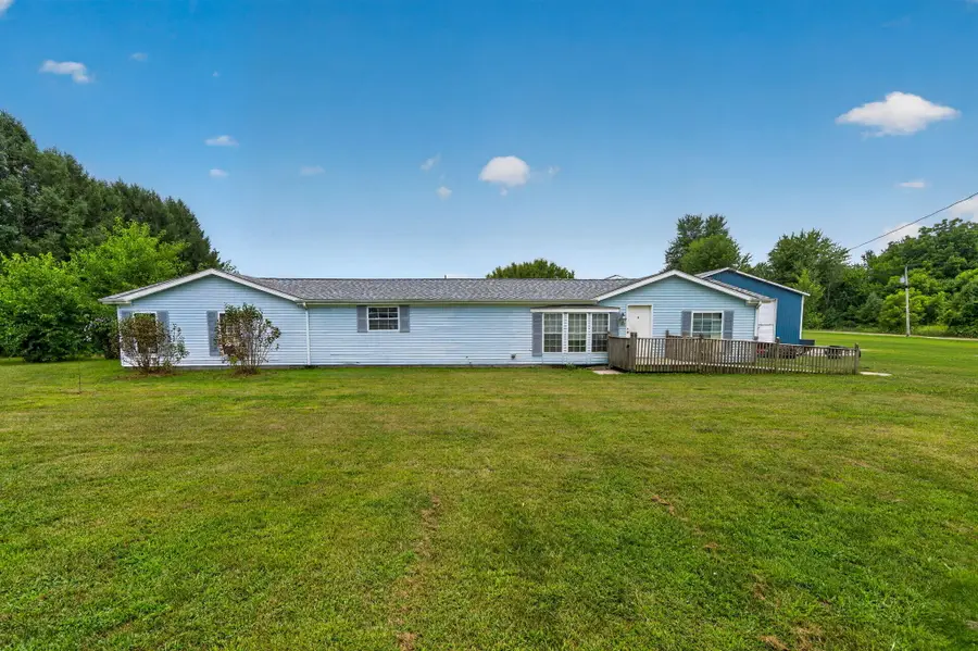 30083 M 62 W, Dowagiac, MI 49047 - #2