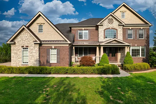 17486 Crestbrook Drive, Northville, MI 48168