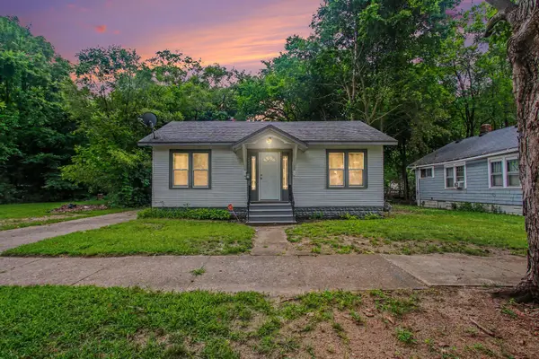 1156 Mc Alister Avenue, Benton Harbor, MI 49022