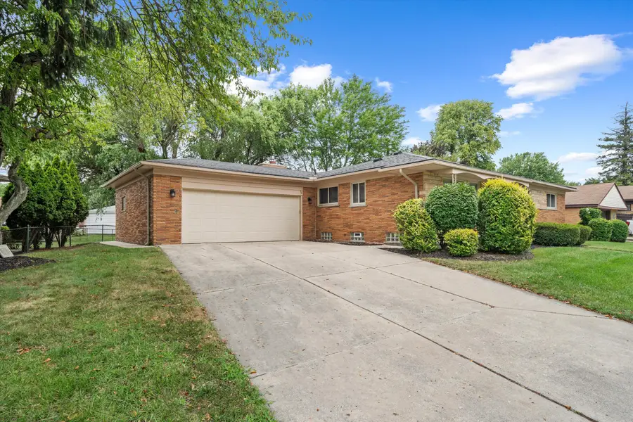 30906 Roycroft Street, Livonia, MI 48154 - #2
