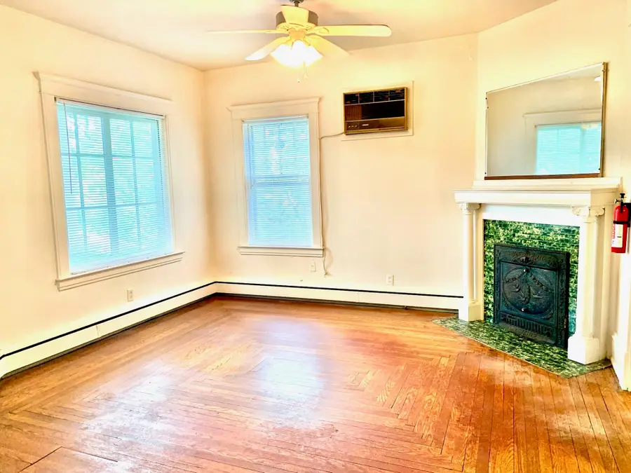 117 W Dutton Street, Kalamazoo, MI 49007 - #3