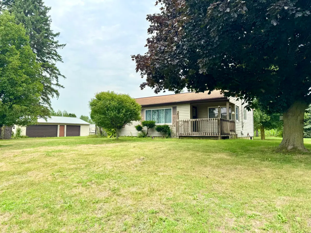 6352 Gavin Lake Avenue Ne, Rockford, MI 49341 - #1