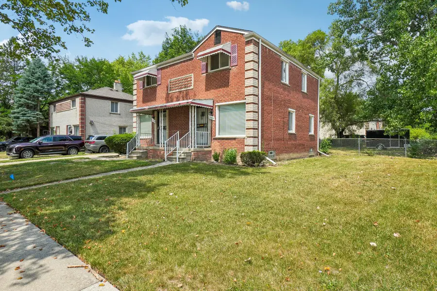 13610 Pearson Street, Oak Park, MI 48237 - #3
