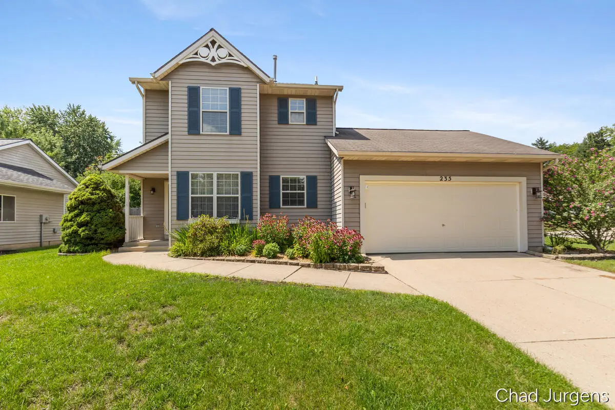 235 Olivia Court Nw, Grand Rapids, MI 49504 - #1
