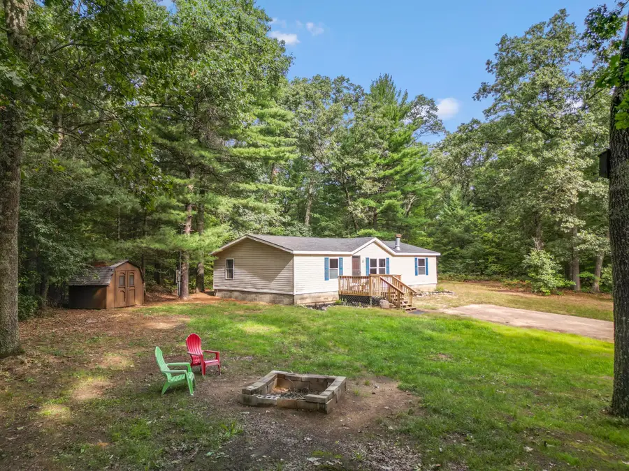 2197 E Cedar Street, Newaygo, MI 49337 - #2