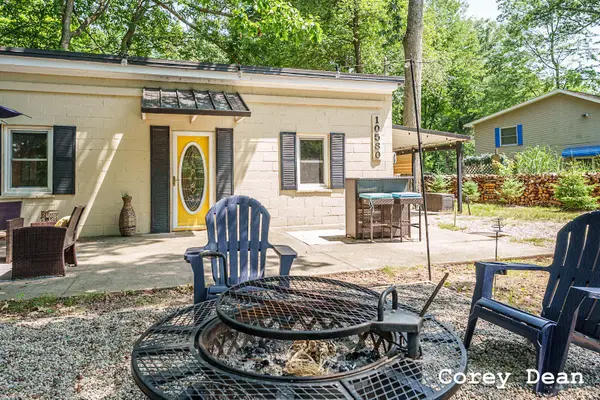 10580 Round Lake Drive, Mecosta, MI 49332