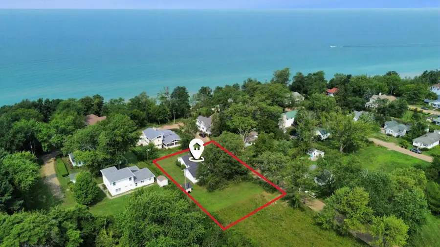 7284 B Street, South Haven, MI 49090 - #2