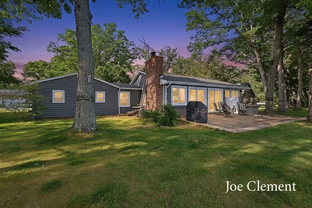 5708 E 52nd Street, Newaygo, MI 49337 - #1