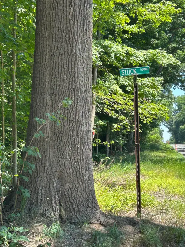 Stuck Road, Marcellus, MI 49067