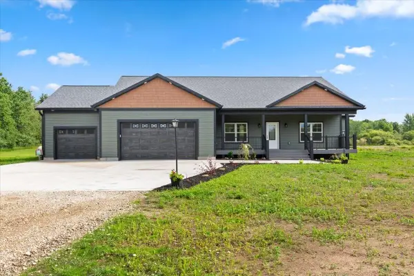 17309 W Stanton Road, Pierson, MI 49339