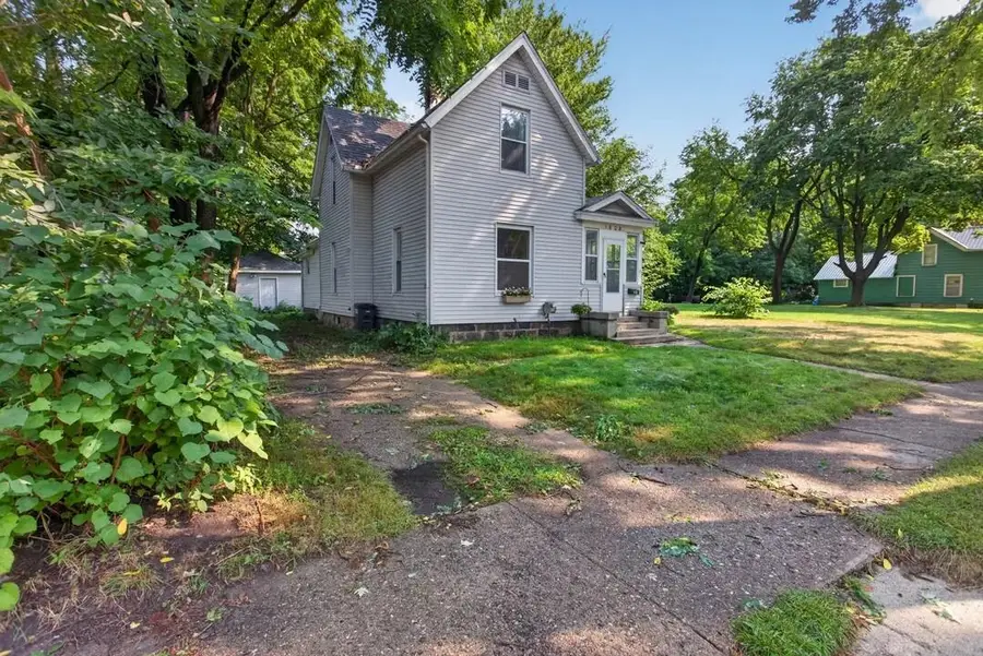1608 Chapin Street, Jackson, MI 49203 - #2
