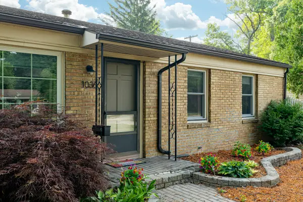 1036 N Maple Road, Ann Arbor, MI 48103