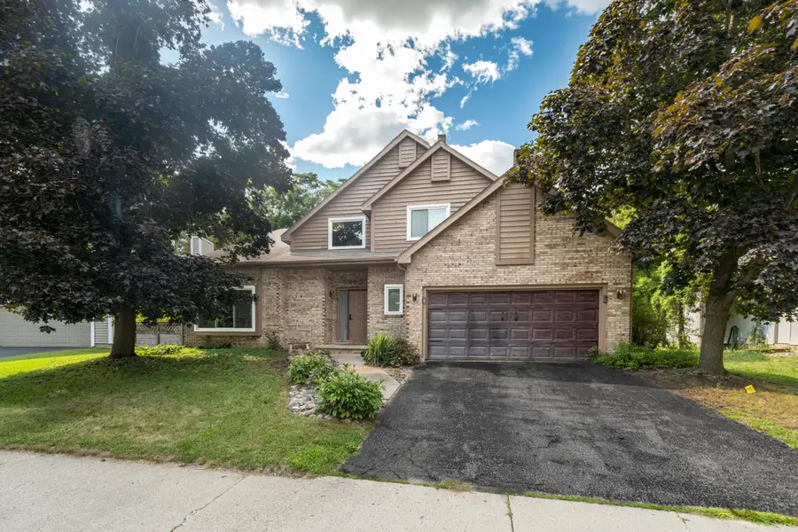5295 Bear Lake Drive, East Lansing, MI 48823 - #2