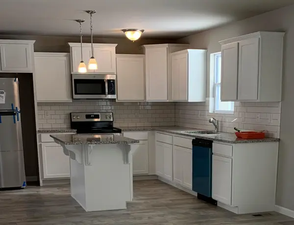 1453 Weatherstone Lane, Howell, MI 48843