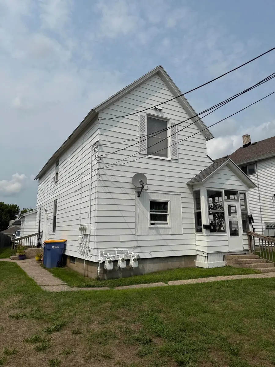 859 Butterworth Street Sw, Grand Rapids, MI 49504 - #2