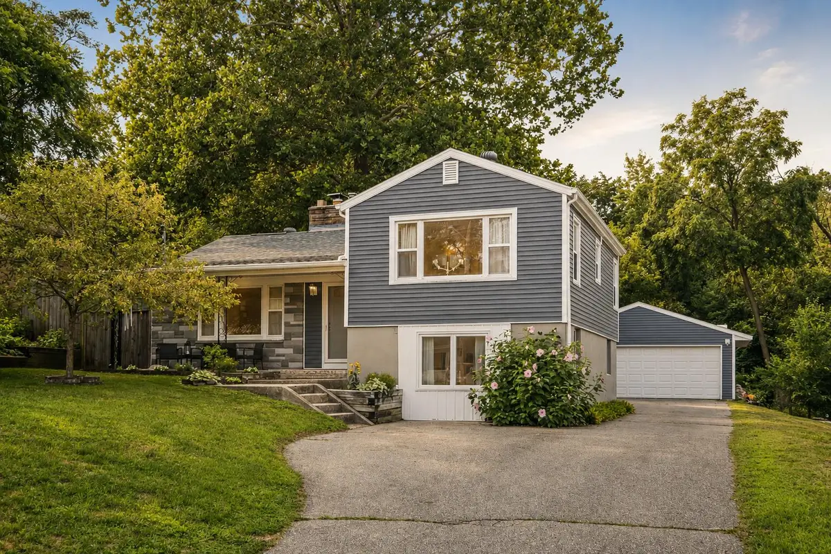 2935 Gerald Avenue Ne, Grand Rapids, MI 49505 - #1
