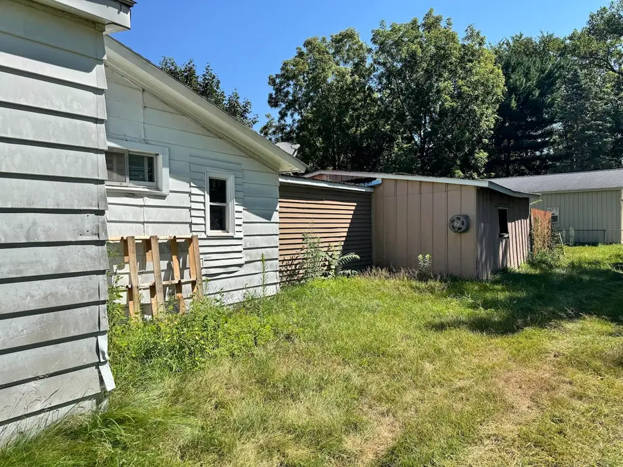 219 S Summit Street, Morenci, MI 49256 - #2