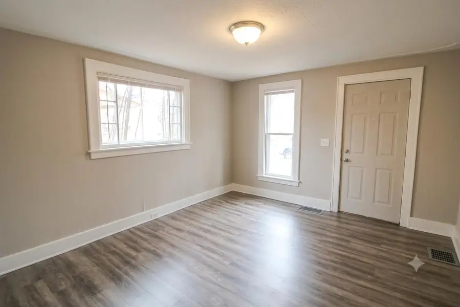 823 Mc Reynolds Avenue Nw, Grand Rapids, MI 49504 - #3