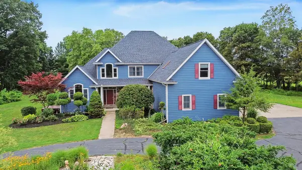 5240 Stockbridge Court, St. Joseph, MI 49085