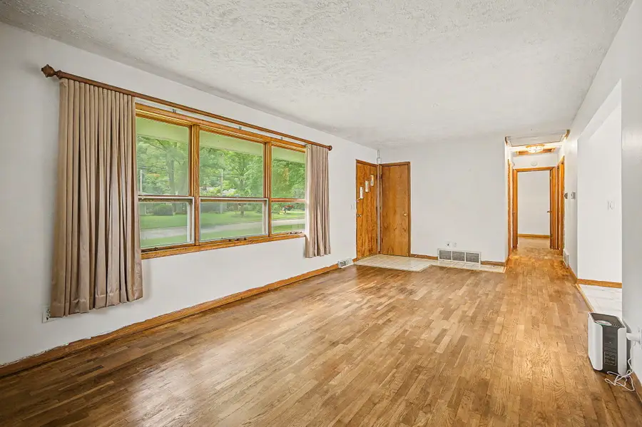 808 Jones Street, Marshall, MI 49068 - #3