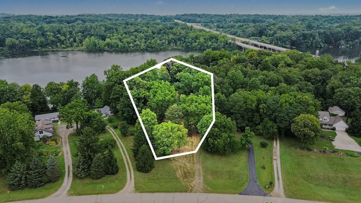 4239 Lake Chapin Bluff, Berrien Springs, MI 49103 - #1