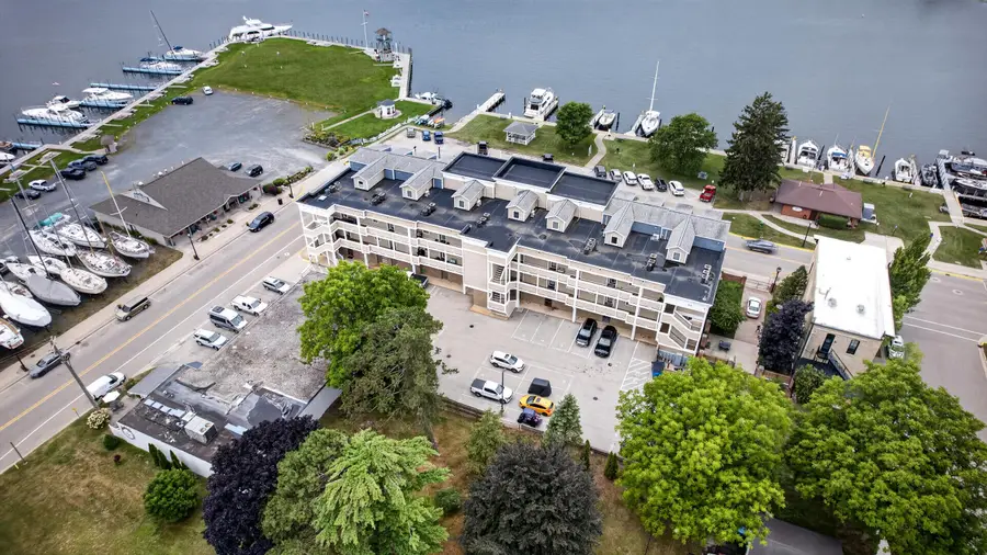 560 S Hancock Street #12, Pentwater, MI 49449 - #3