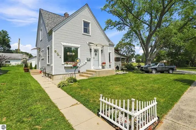 521 E Chapin Street, Cadillac, MI 49601 - #1