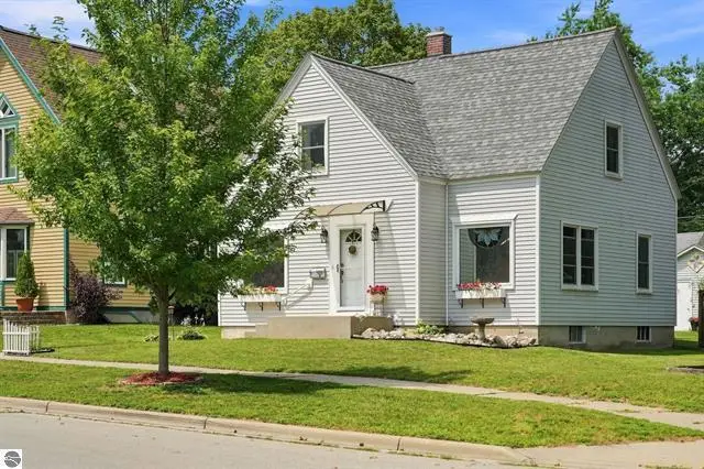 521 E Chapin Street, Cadillac, MI 49601 - #3