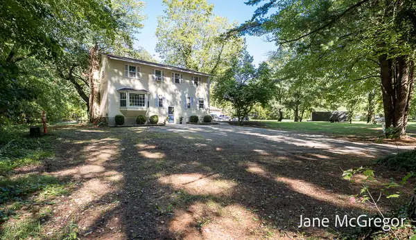 13727 Cleveland Street, Nunica, MI 49448