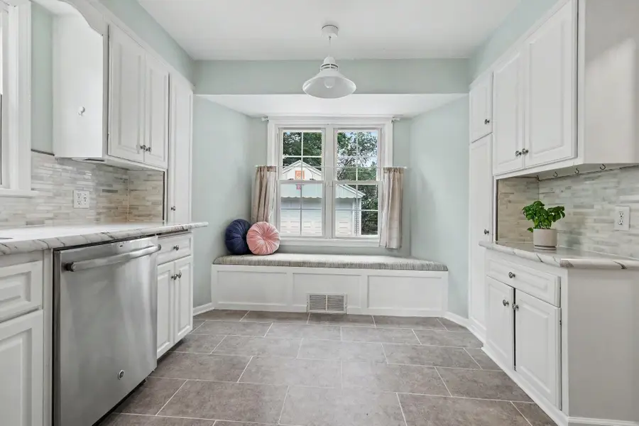 636 Hoyt Street Se, Grand Rapids, MI 49507 - #3