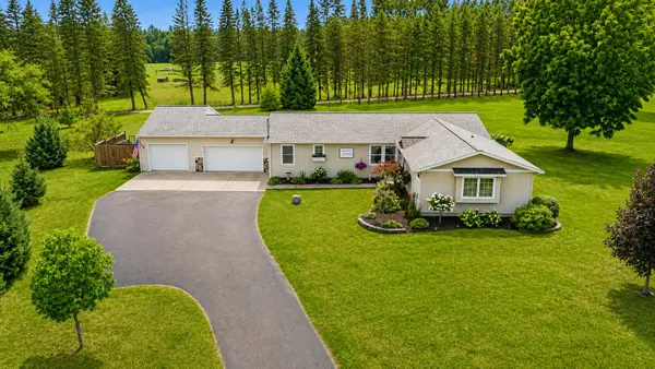 4144 13 Mile Road Ne, Rockford, MI 49341