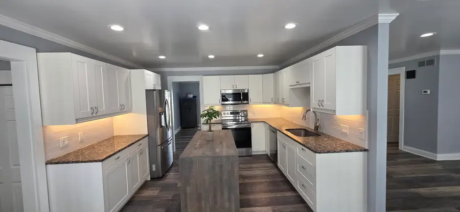 5310 Hauser Way, West Bloomfield, MI 48323 - #3