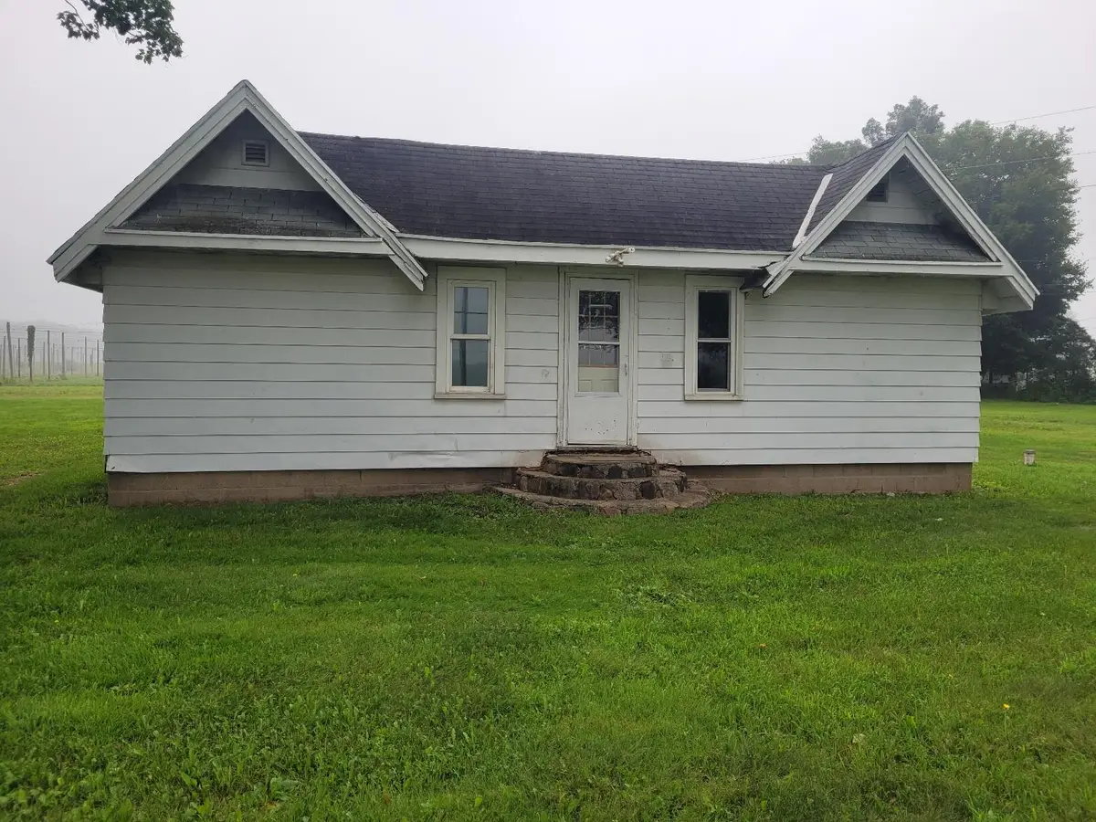 37646 Paw Paw Road, Paw Paw, MI 49079 - #1